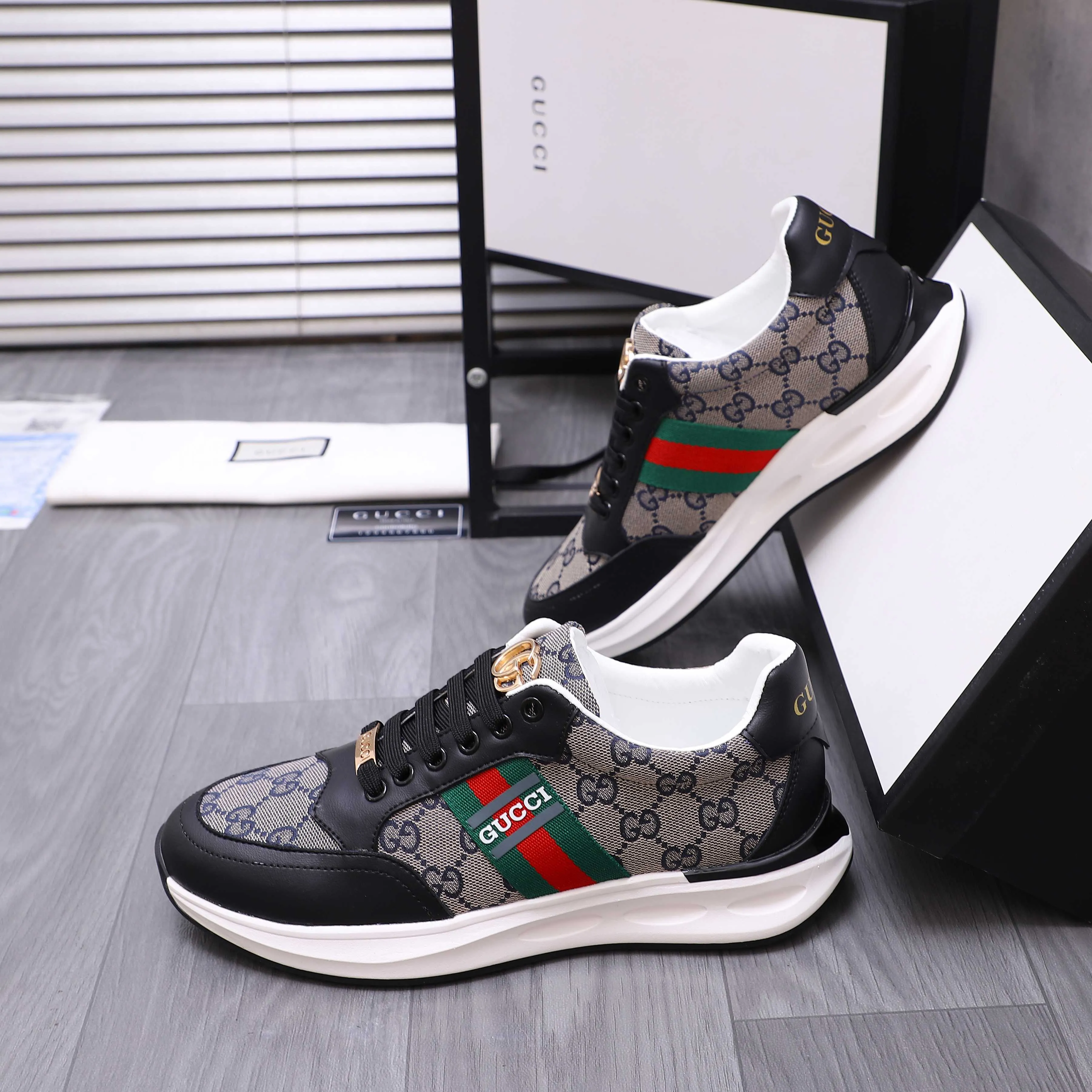 Men's shoes 💰442 Product trademark: GUCCI "Gucci" casual shoes Regular size: 38-45 (45 is custom-made and non-returnable) Product materials: Selected cowhide stitching breathable woven upper, pigskin lining, rubber outsole